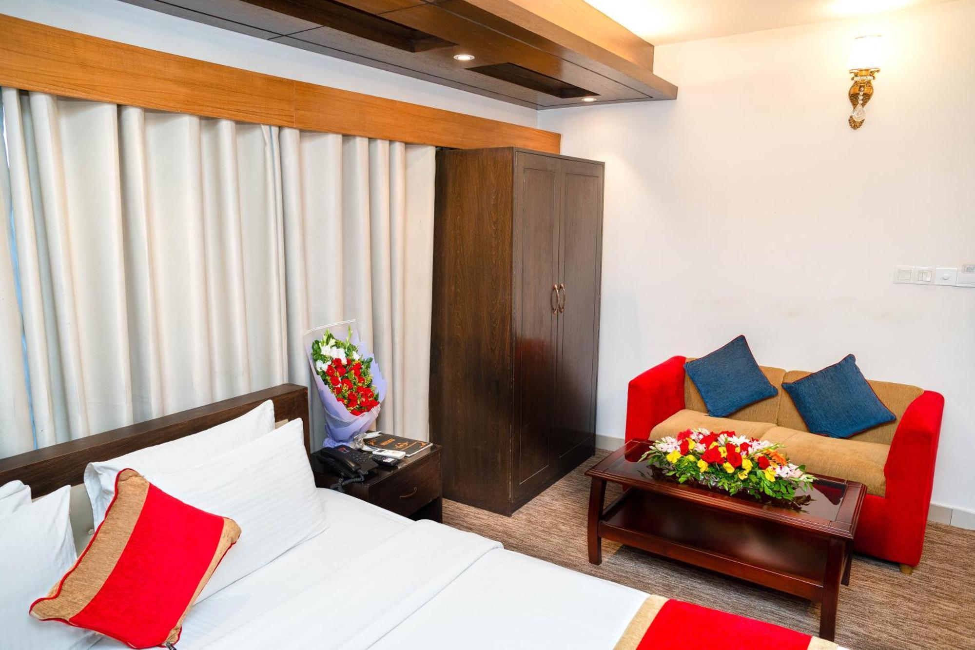 Hotel Air Inn Dhaka - Airport View Екстериор снимка