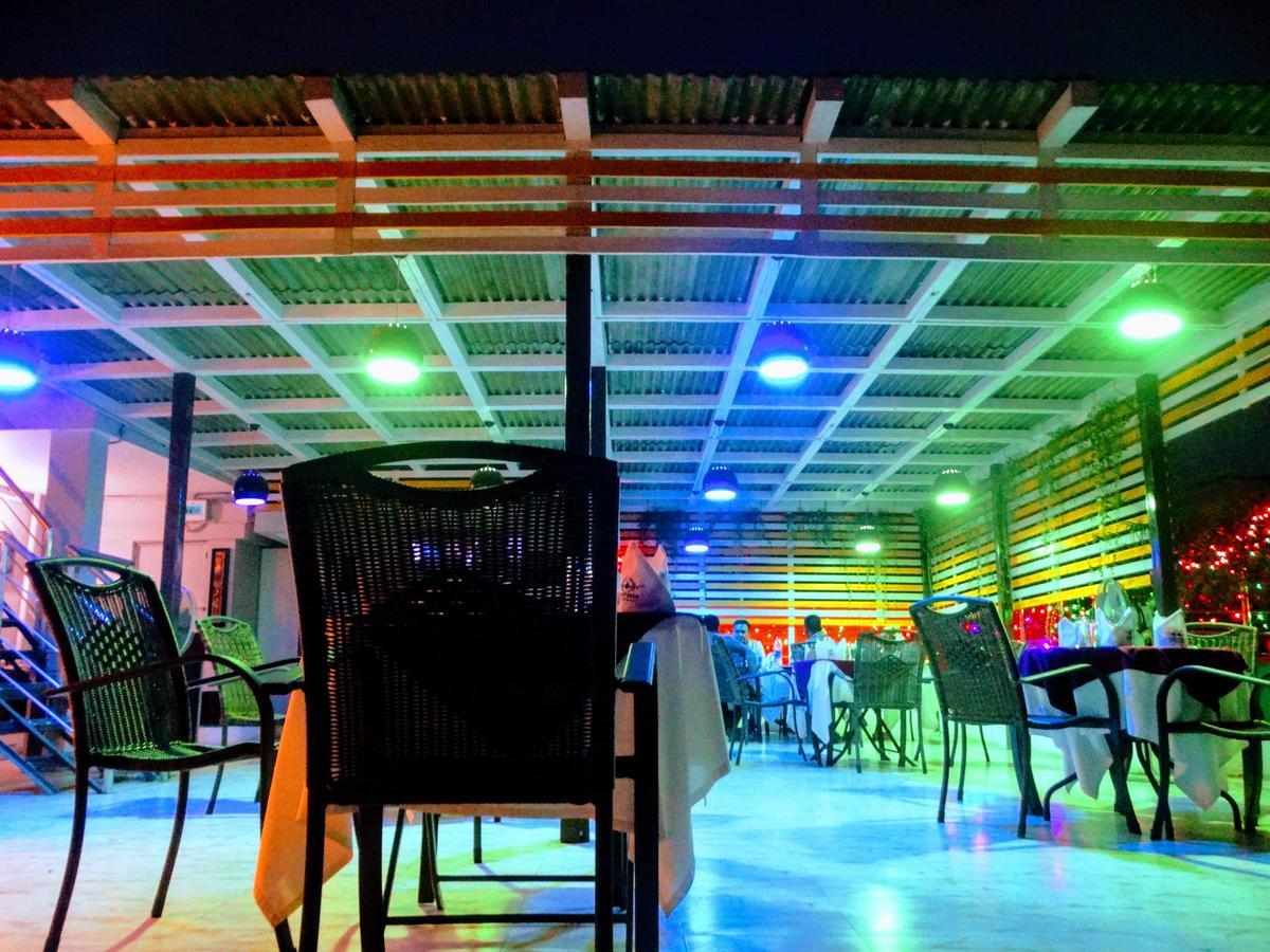 Hotel Air Inn Dhaka - Airport View Екстериор снимка