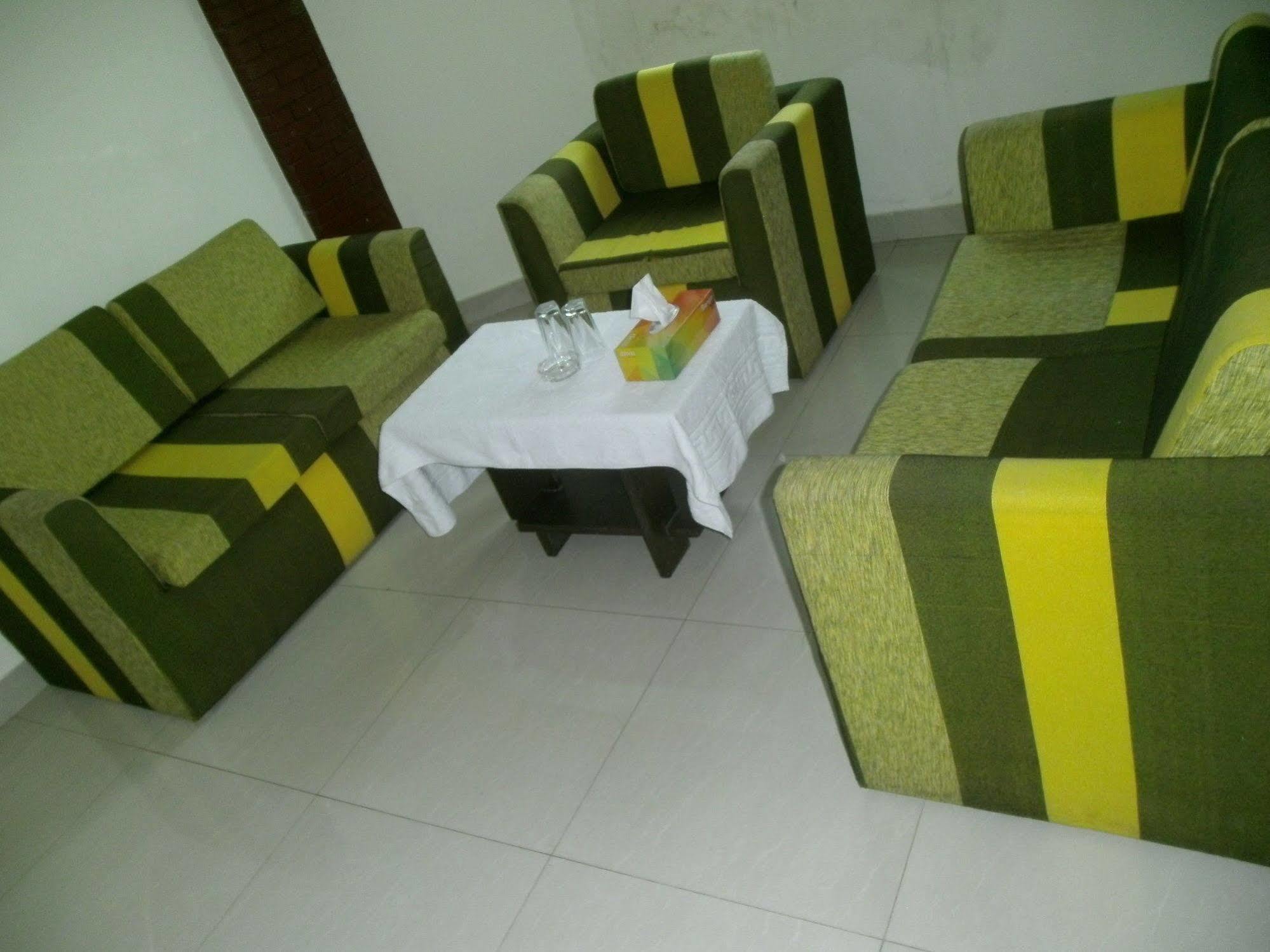 Hotel Air Inn Dhaka - Airport View Екстериор снимка